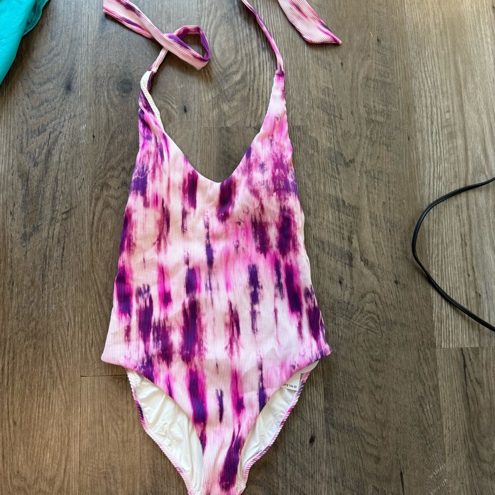 🩷 PQ Spell Avery One Piece Swimsuit - Size Small